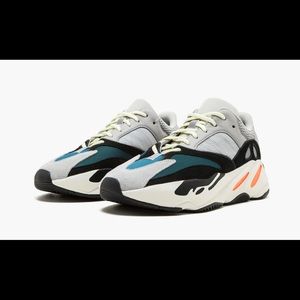 Yeezy Wave Runner Sneakers in Box 100% Authentic